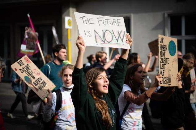 Foto von einer Demonstrantin. Bildrechte: Das ist FFF Berlin - Aufbruchsklima 2021